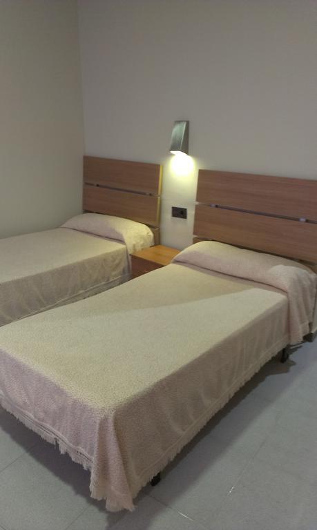 Hostal Bisbal Only Adults No Ac Valenza Camera foto