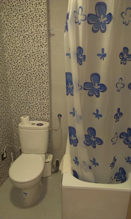 Hostal Bisbal Only Adults No Ac Valenza Esterno foto